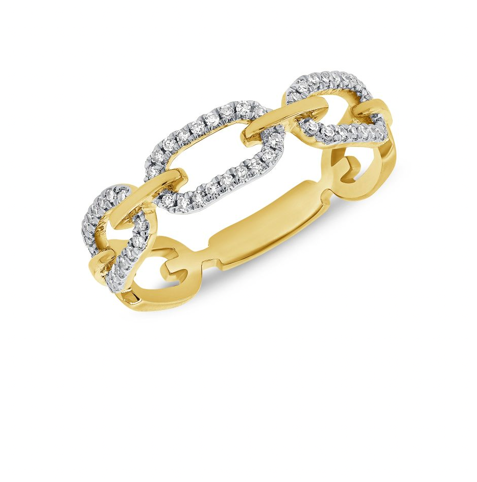 Day Dreamer pavé link ring in yellow gold with delicate shimmer on white background