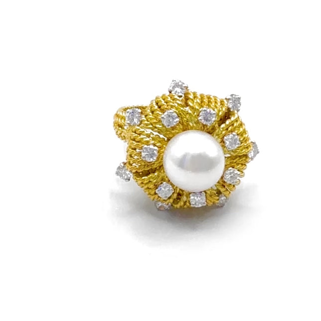 360-degree video of antique 14k gold pearl and diamond ring with vintage design