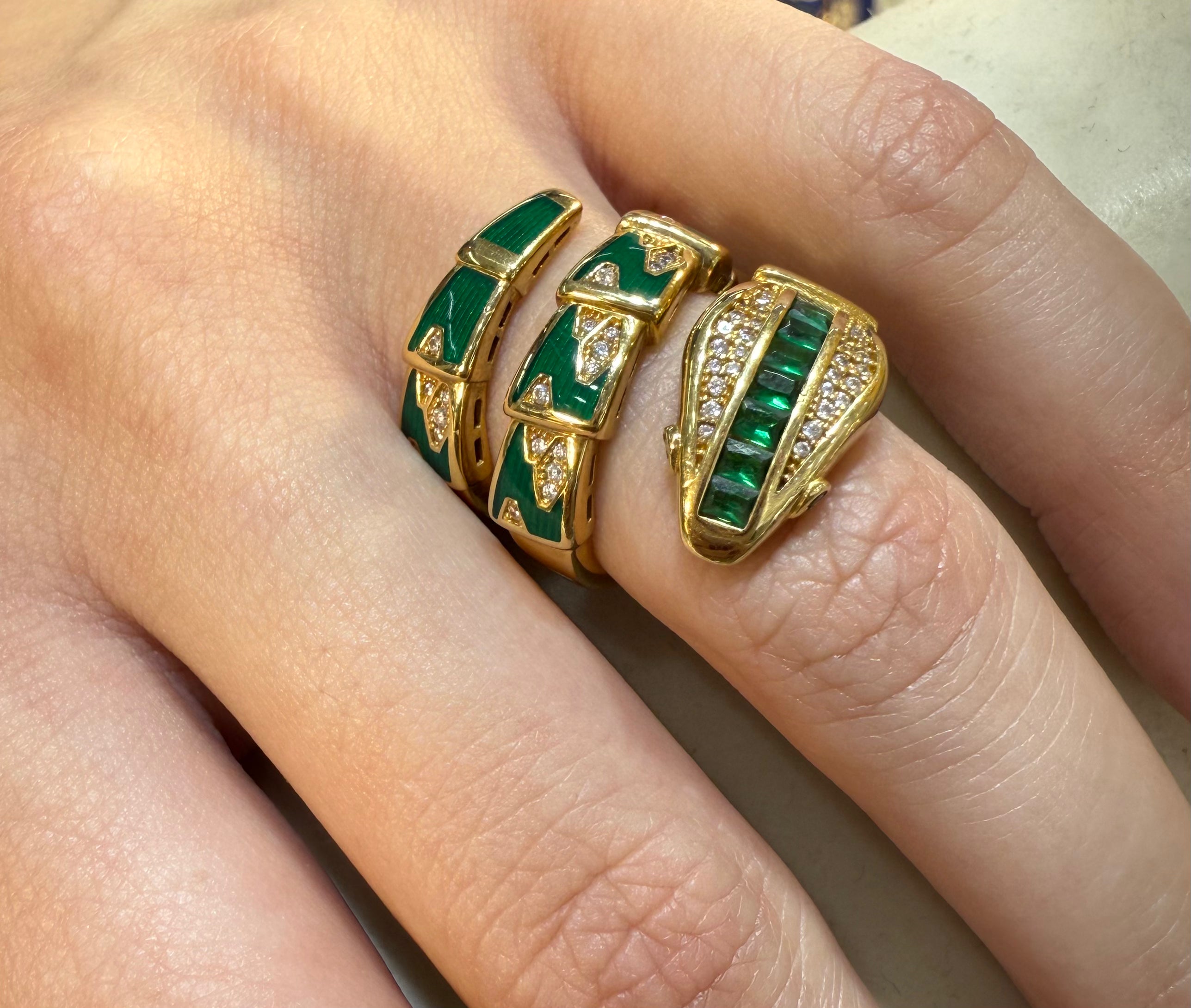 18k Gold Emerald Snake Ring