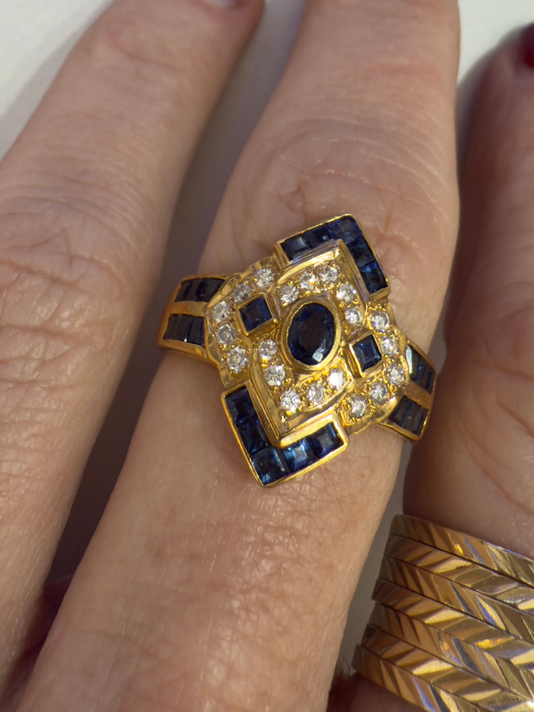 18k Gold Sapphire and Diamond Ring